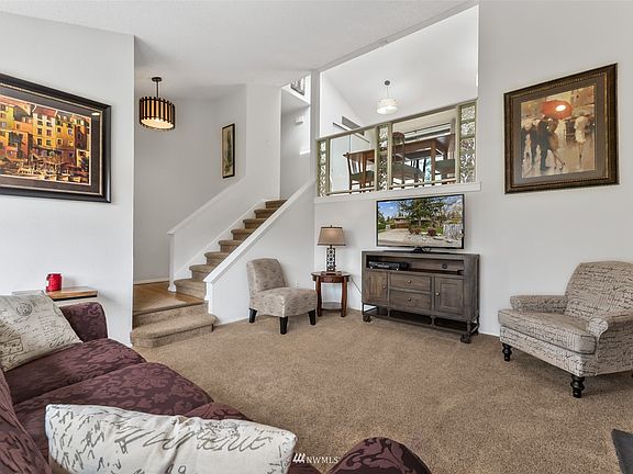 4th image of 9109 158th St E