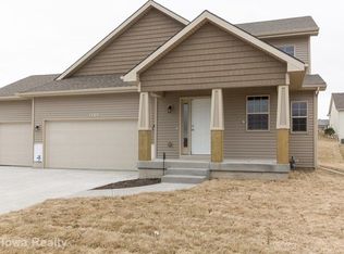 1705 Ironwood Dr, Granger, IA 50109