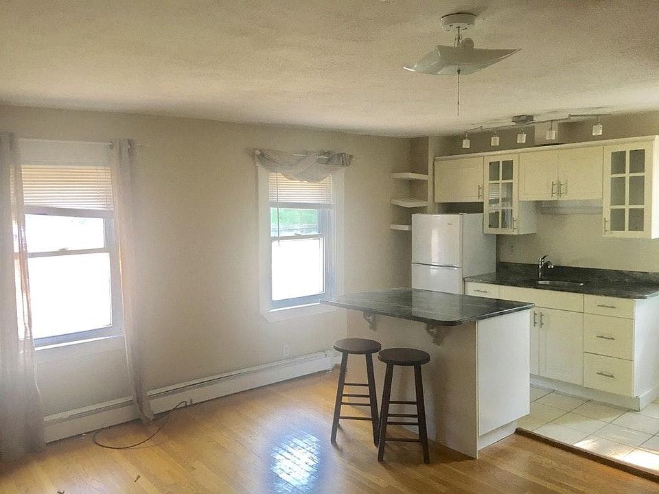 1st image of 629 Chestnut Hill Ave #1A