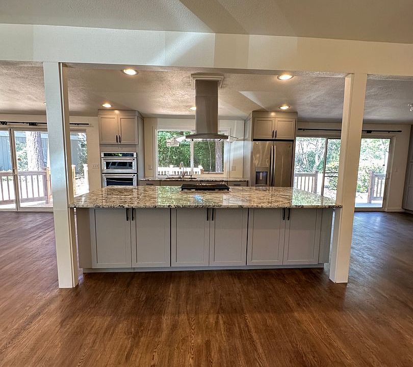 1st image of 11825 92nd Avenue Ct E