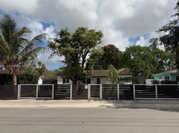 8747 NW 36th Ave, Miami, FL 33147