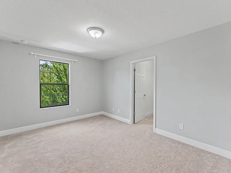 12969 Burns Dr — Photo 27