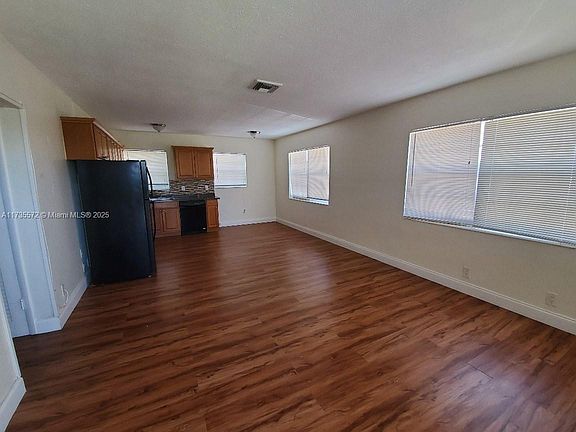 4th image of 5420 NE 22nd Ter APT 26
