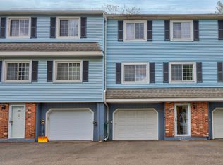 94 Cynthia Ln APT B5, Middletown, CT 06457