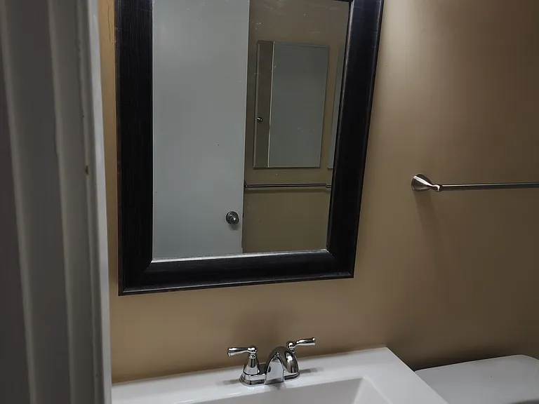 Arden Town Apartments — Photo 28