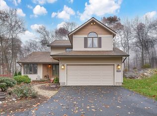 211 Old Post Rd, Tolland, CT 06084