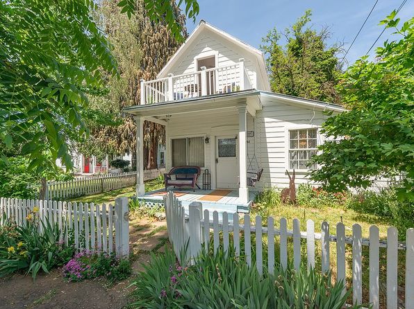 81 Court St