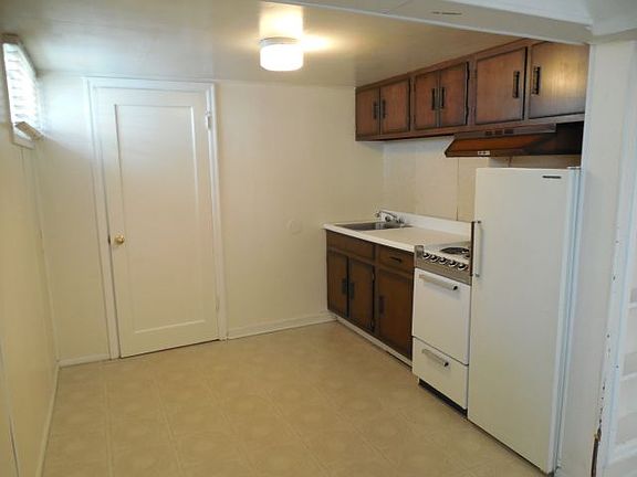 3rd image of 1001 1/2 Harvard Ave