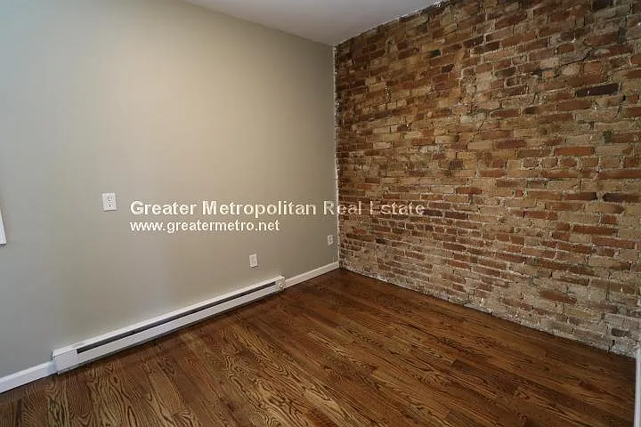 4 Michelangelo St #10 — Photo 11