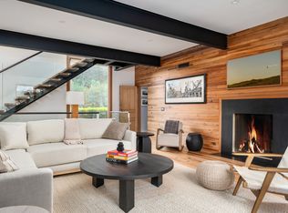 21 Mecox Ln, Water Mill, NY 11976