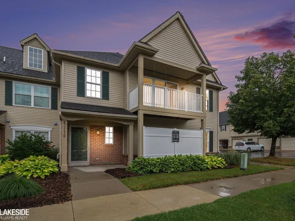 4110 Hampton Ridge Blvd, Howell, MI 48843
