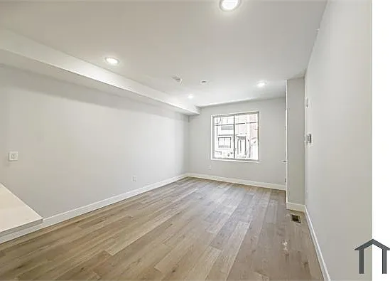934 W Dauphin St #1 — Photo 6