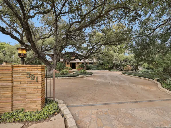301 Morningside Dr, San Antonio, TX 78209