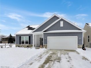 101 W Spring Dr, Elyria, OH 44035