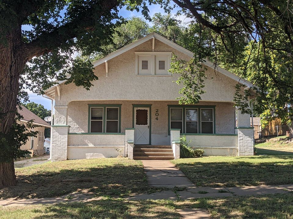1st image of 204 E Kansas Ave