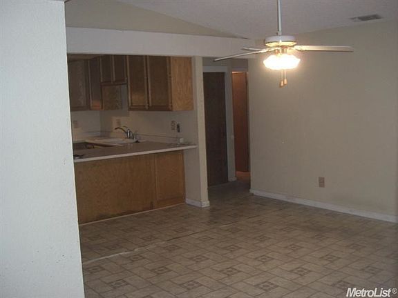 5th image of 6233 Bobbiwood Way