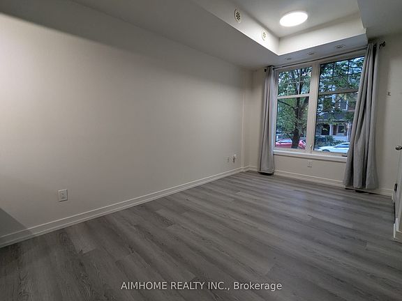 3rd image of 140 Broadview Ave #40