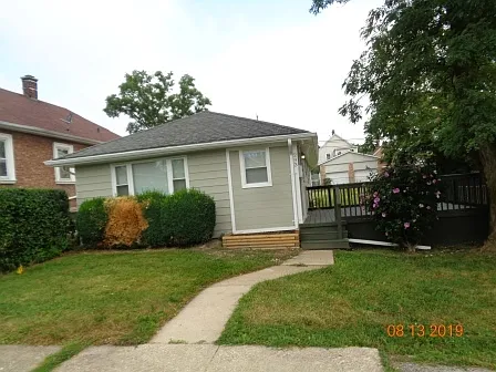 293 E 23rd St photo 1