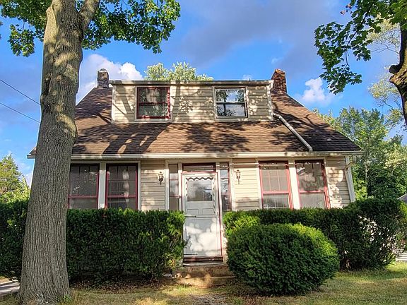 2nd image of 395 Morningview Ave