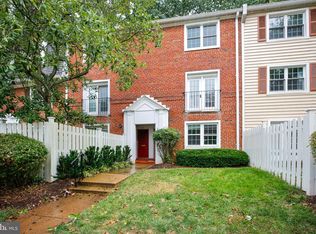 4657 28th Rd S APT C, Arlington, VA 22206