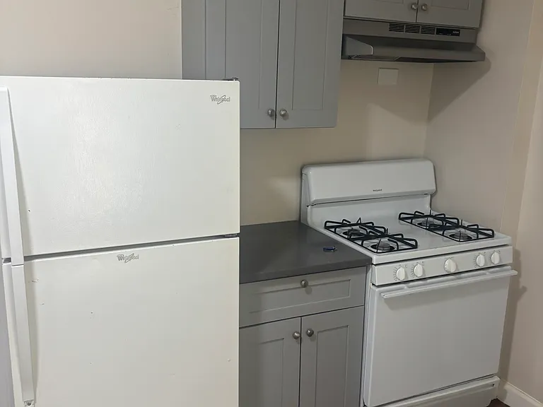 31 Freeman St #1 — Photo 7