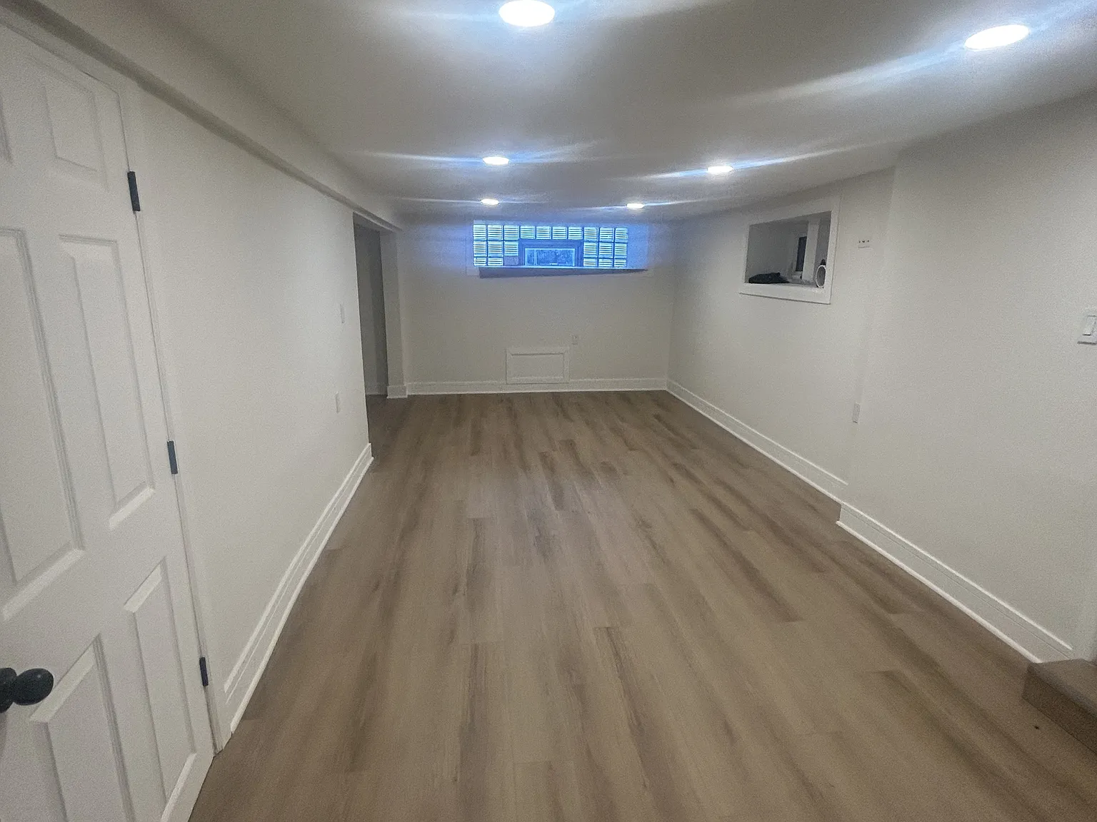 2 bed, 1000 sqft, $1,700 — Photo 4