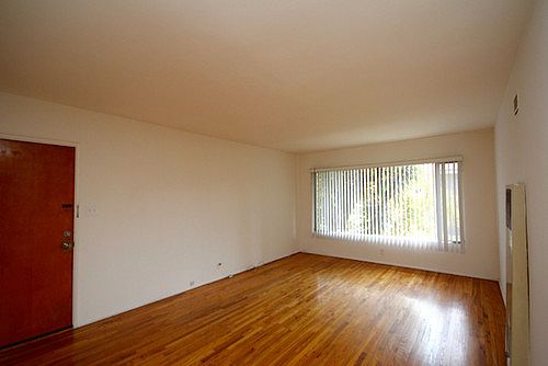 5th image of 1728 Grevelia St APT G
