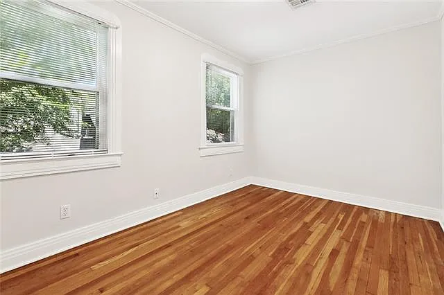 67 S Wren St — Photo 16