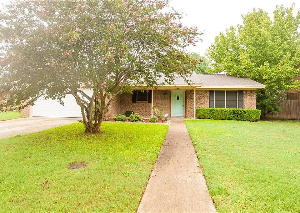 1st image of 206 San Jacinto Ct