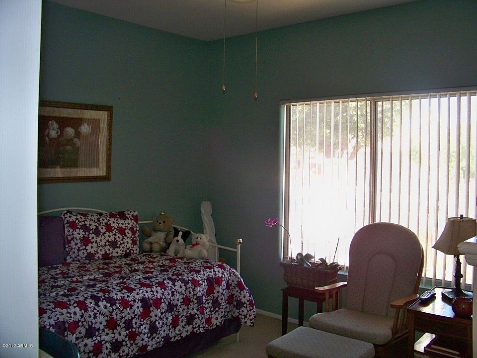 2nd image of 15944 W Silver Breeze Dr