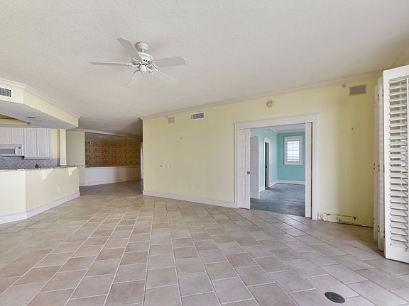 2nd image of 436 Beachside Pl #436