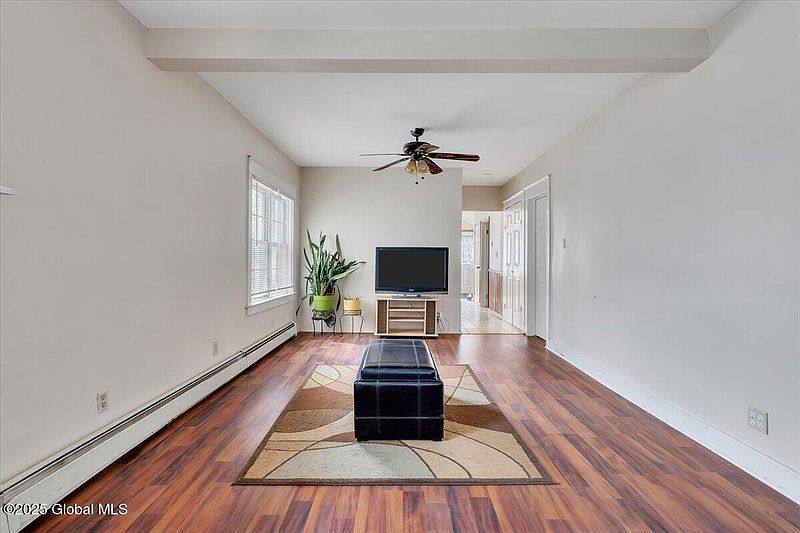 4th image of 628 Cramer Avenue