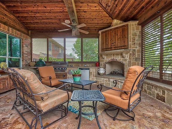 4th image of 10205 Paintbrush Dr