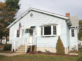 278 Sand Pond Rd, Warwick, RI 02888