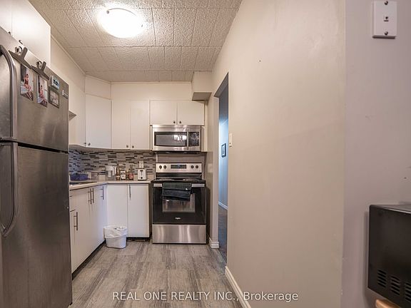 5th image of 6 Walton Ave Unit 204