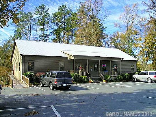 1st image of 925 Ophir Ave