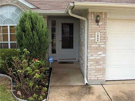 2nd image of 1806 Timberwood Dr