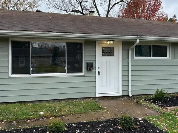 5555 Holborn Dr, Saint Louis, MO 63121