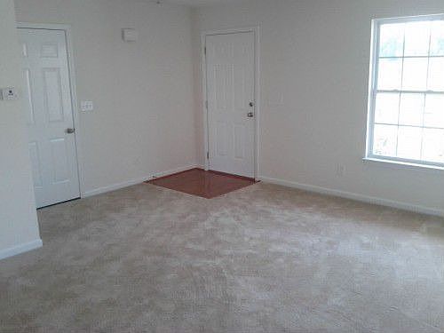2nd image of 2902 Quail Oaks Dr