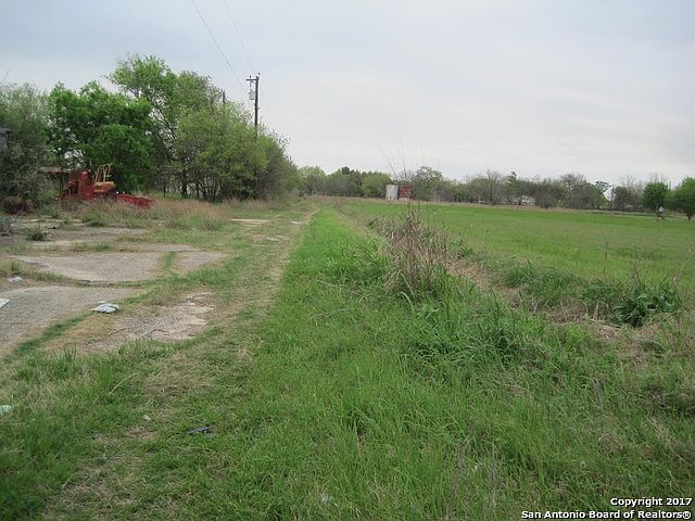 2nd image of 13628 Jarratt Rd