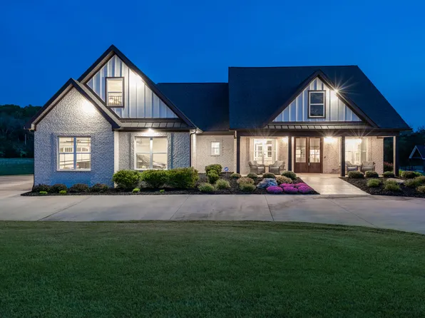 138 Breckinridge Dr, Chickamauga, GA 30707