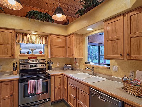4th image of 4685 Deep Forest Dr
