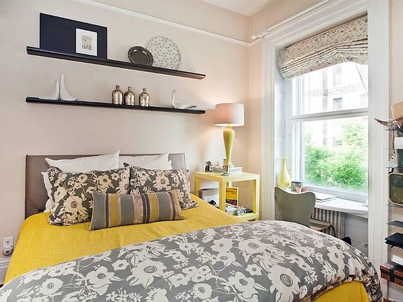 3rd image of 31 Gramercy Park S APT 3a