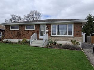 56 Balmoral Dr, Brantford, ON N3R5B9