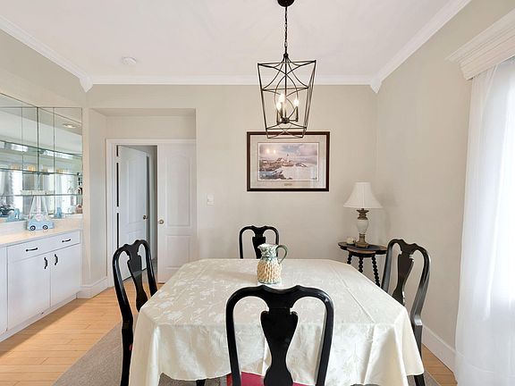 5th image of 5060 Harmony Cir