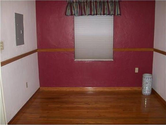 5th image of 3 Montilla Ave