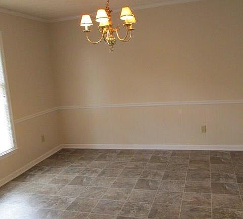 4th image of 2606 Winnwood Cir