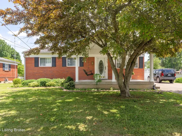 7903 Conifer Dr, Louisville, KY 40258