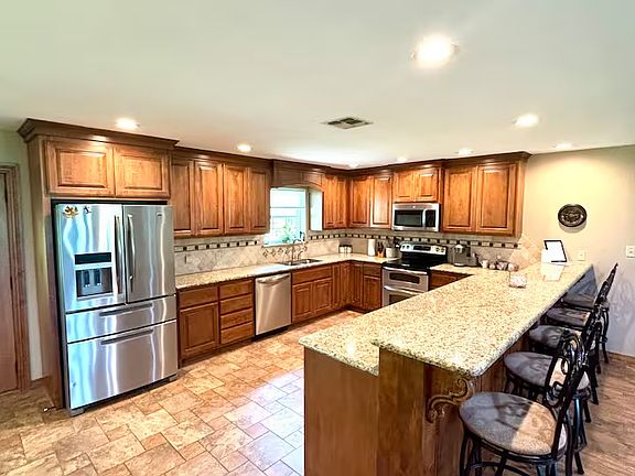 5th image of 3316 E Stoneridge Rd
