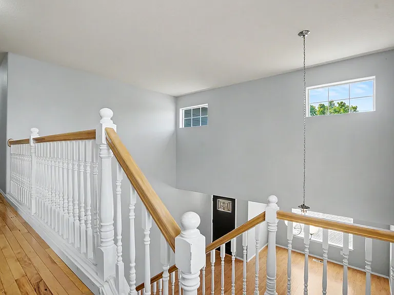 305 Casting St SE — Photo 24